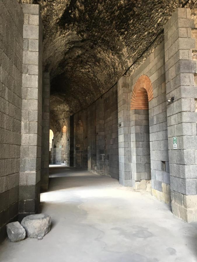 Apartment For 2 In Catania, B&B Le Voci Del Mercato ภายนอก รูปภาพ