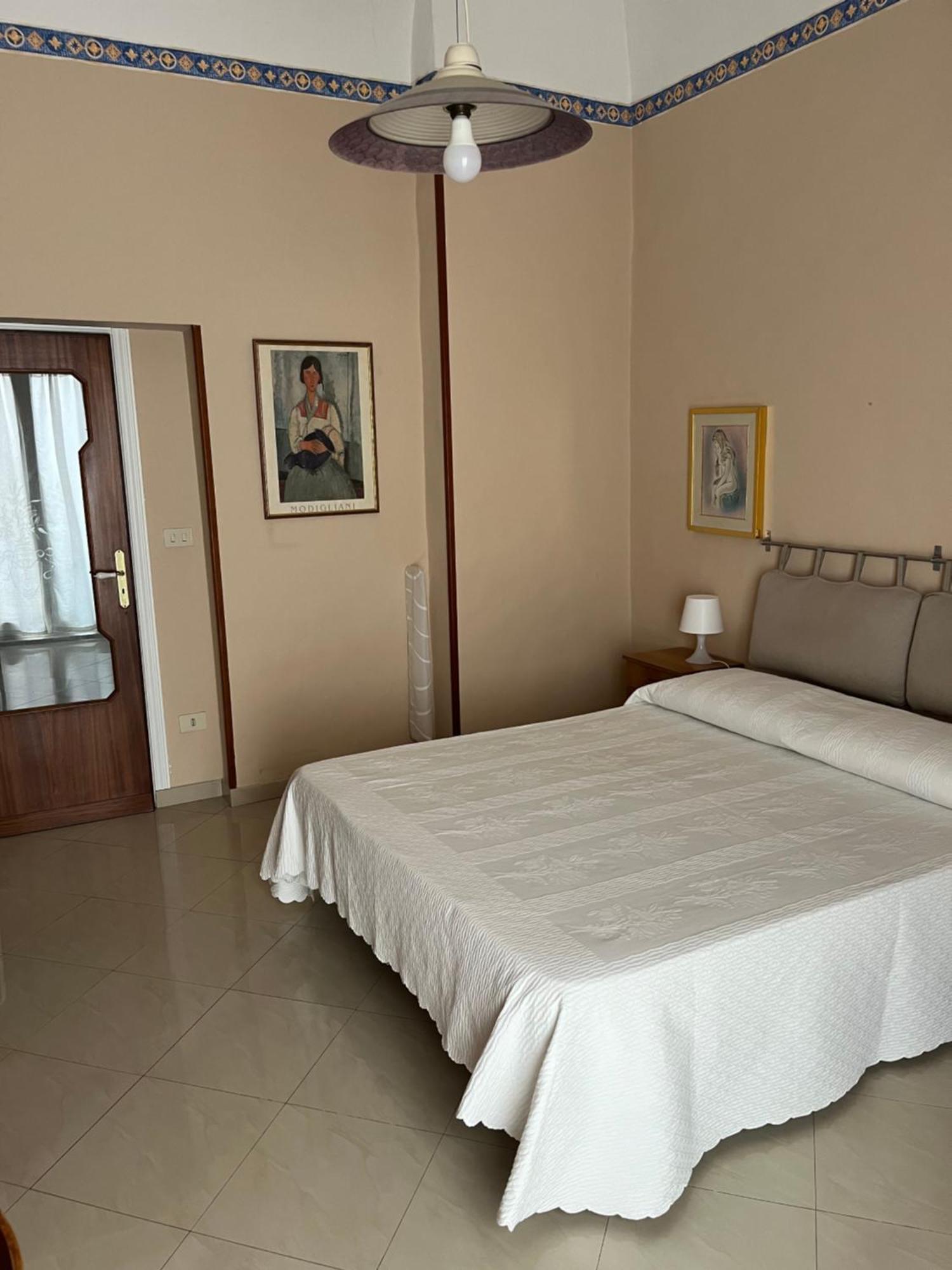Apartment For 2 In Catania, B&B Le Voci Del Mercato ภายนอก รูปภาพ